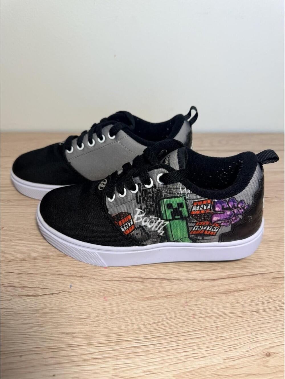 Heelys Pro 20 Minecraft Shoes Youth 3 Black TNT Creeper Skate Sneakers